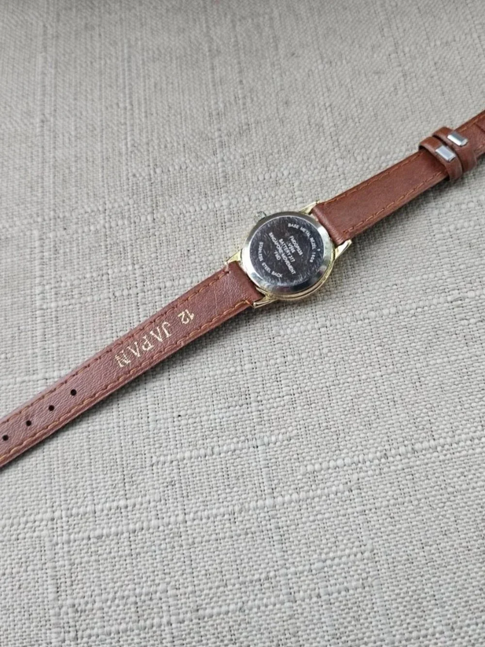 fmd ladies wristwatch